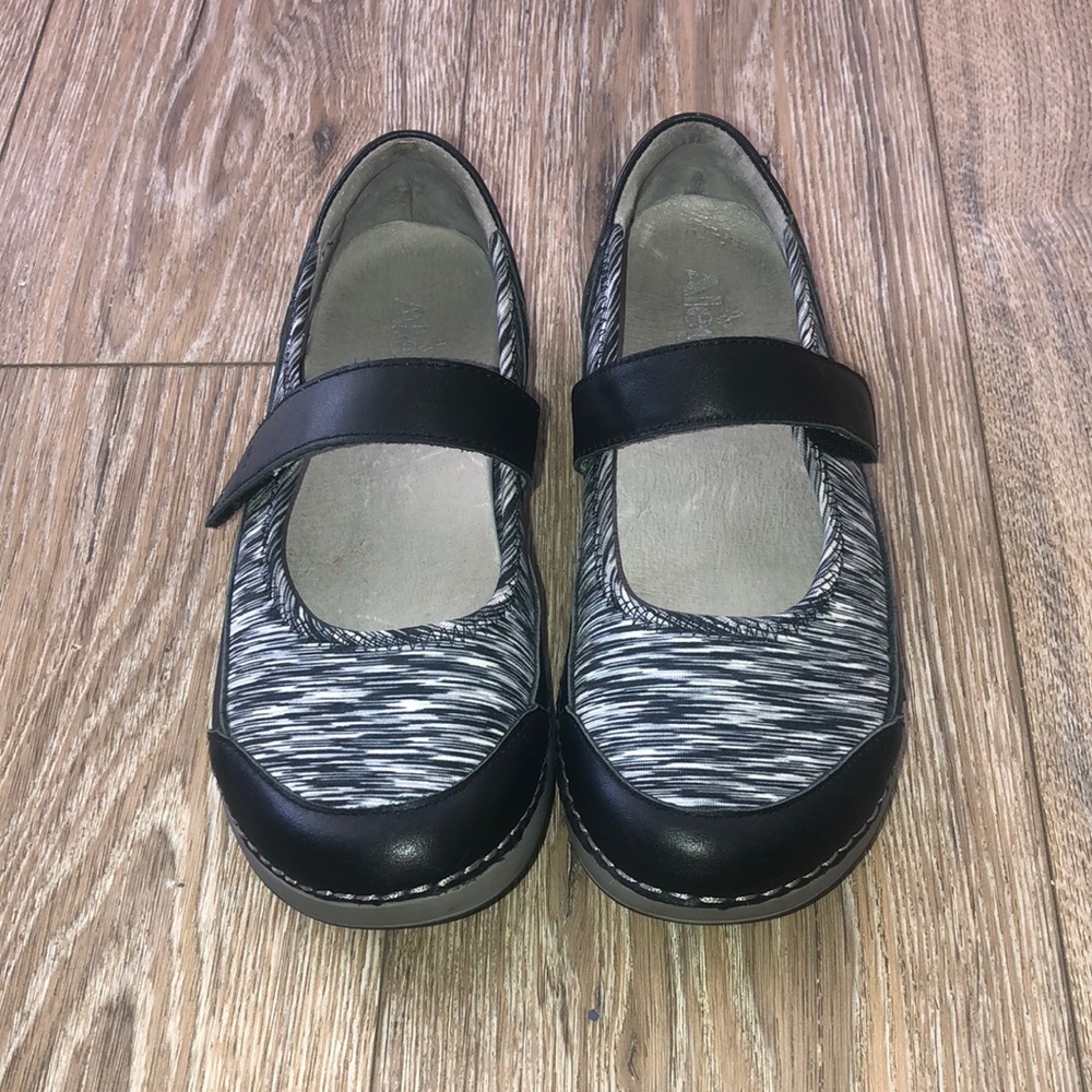 Algeria Gem Black Size 36/ 6-6.5